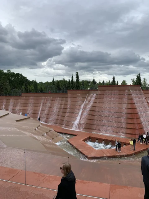 Санаторий "Малая Бухта" и Парк Галицкого: море и вдохновение в одном туре