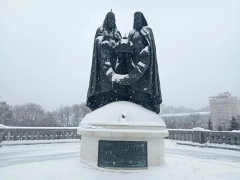 Новогодняя Москва: три праздничных дня в столице