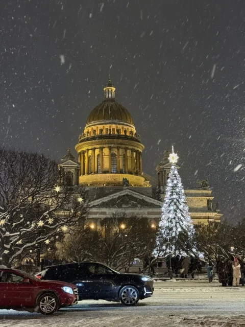 Новогодний Санкт-Петербург