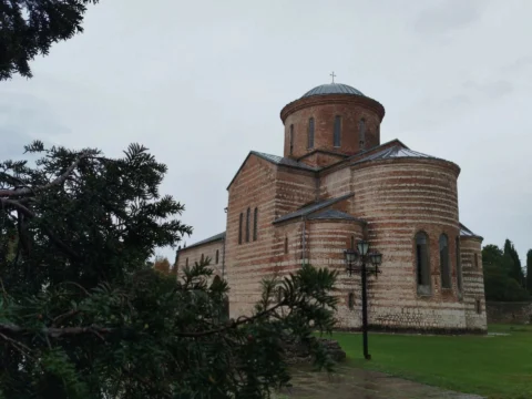 Мандариновая Абхазия из Волгограда — море, горы и Новый Афон